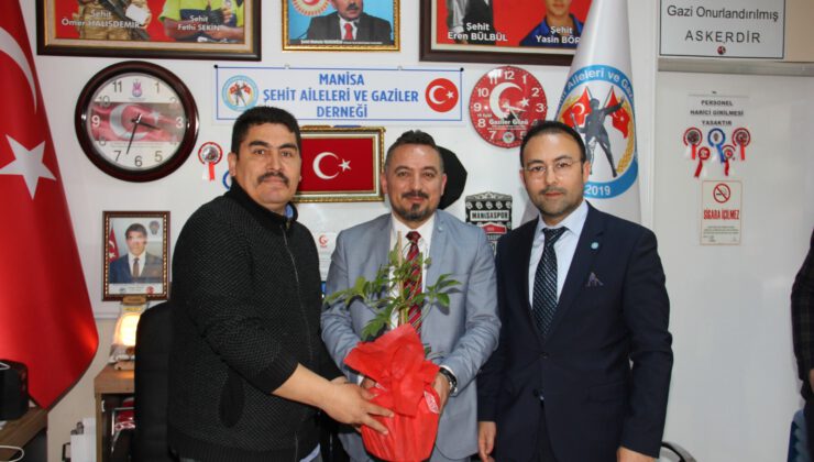 İYİ PARTİLİ ERYILMAZ’DAN ŞEHİT AİLELERİ VE GAZİLER DERNEĞİ’NE ZİYARET