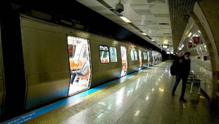 Metro arızası nedeniyle Altunizade İstasyonu’nda yoğunluk