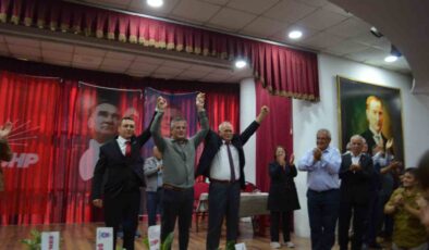 Gördes CHP kongresinde kazanan Gökhan Koyunlu oldu