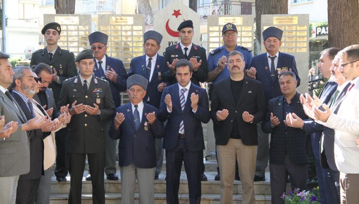 Kula ve Sarıgöl’de Gaziler Günü kutlandı