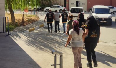 Manisa’da 3 firari şahıs aynı evde yakalandı