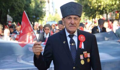 Manisalı kahraman gaziler kardeşlik yolunda yürüdü