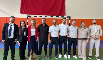 Kırkağaç’ta Cumhuriyet Bayramı coşkusu cimnastikle kutlandı