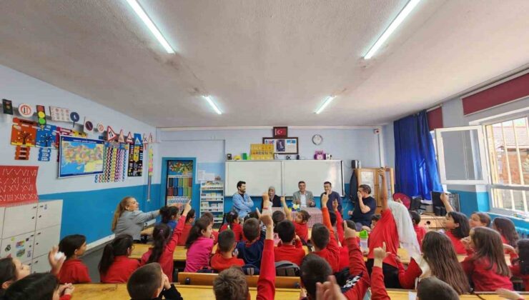 Kırkağaç’ta Muhtarlar Günü’nde anlamlı buluşma