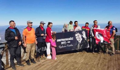 Manisa’da ’Şehitlikten zirveye’ 1500 metrelik anma tırmanışı