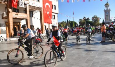 Pedallar cumhuriyet için çevrildi