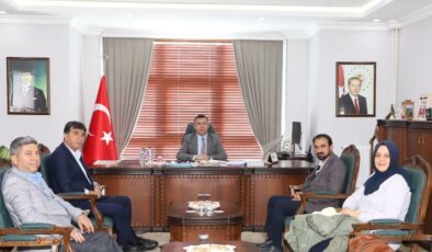 Eğitimcilerin talepleri Demirci’de masaya yatırıldı