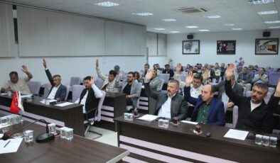 Kira borcu olan kiracılar için ‘kesin tahliye’ maddesi meclisten döndü