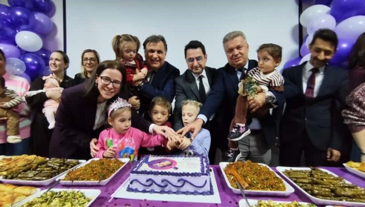 MCBÜ Hafsa Sultan Hastanesi’nde Dünya Prematüre Günü kutlandı