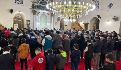 Sabah namazı sonrası sahaya çıktılar