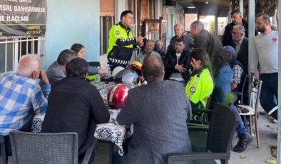 Salihli’de çiftçilere ve sürücülere yeni trafik kuralları anlatıldı