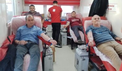 Sarıgöl’de kan bağış kampanyasına yoğun ilgi
