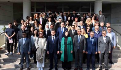 Türkiye Ulusal Ajansı Başkanı Manisa CBÜ’de öğrencilerle bir araya geldi