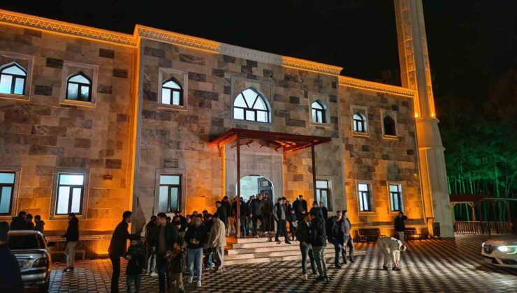 Demirci’de Regaip Kandili dualarla idrak edildi