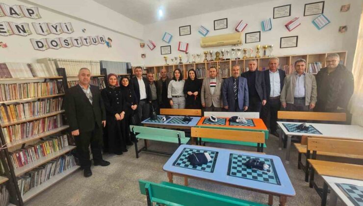 Gönül Hoca’dan 21. kütüphane