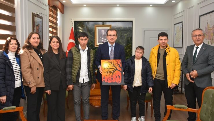 Kaymakam Güldoğan, Özel Eğitim öğrencilerini makamında ağırladı