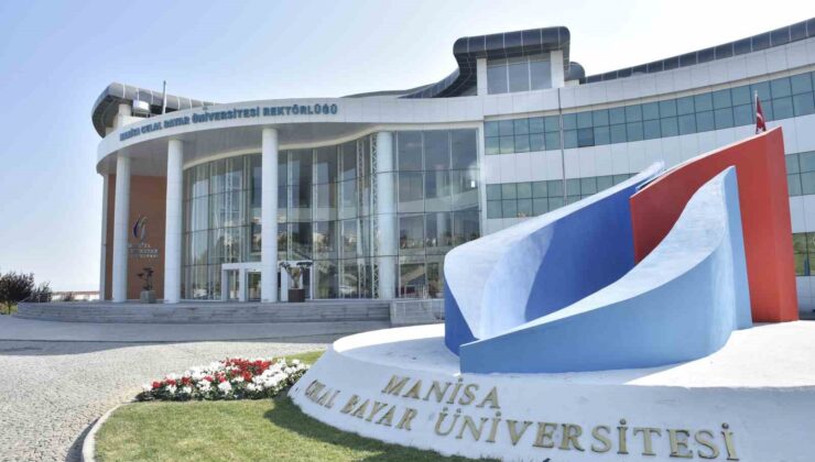 Manisa CBÜ en iyi 20 üniversite arasına girdi
