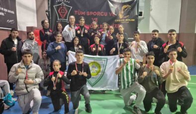 Manisa Muaythai Takımı madalyalara ambargo koydu