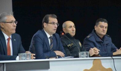 Salihli’de 2. dönem eğitim hazırlıkları masaya yatırıldı