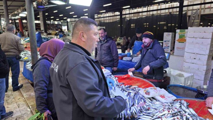 Sarıgöl’de su ürünleri satış yerleri denetlendi
