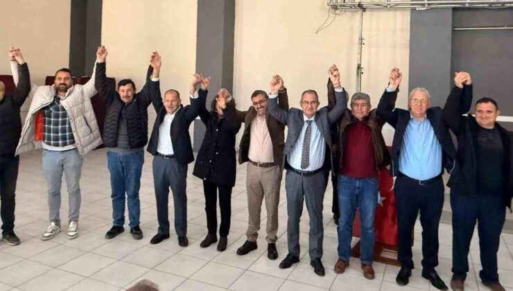 Selendili esnaflardan Başkan Kahveci’ye güven oyu