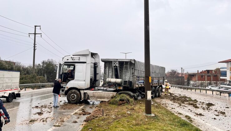 Yağışlı hava kazayı beraberinde getirdi