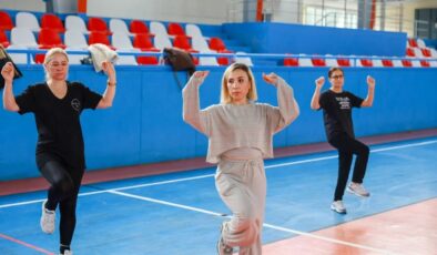 Yunusemre Belediyesinden halk oyunları kursu