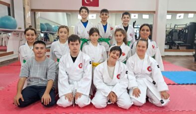 Yunusemre’de down sendromlu bireylere yönelik judo kursları başladı