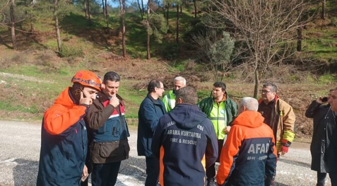 Kaymakam Güldoğan, Salihli’de yağıştan zarar gören bölgeleri inceledi