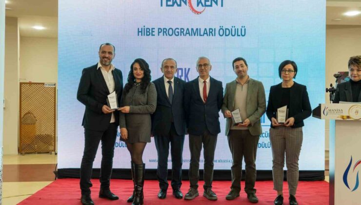 Manisa CBÜ TEKNOKENT’e destek sağlayan firmalara ödül