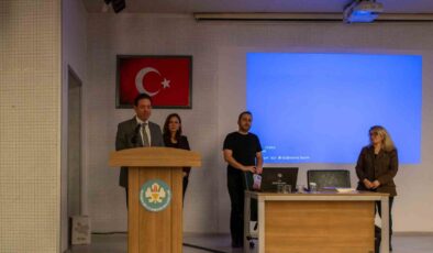 Manisa’da öğretmenlere “Maarif Modeli” tanıtıldı