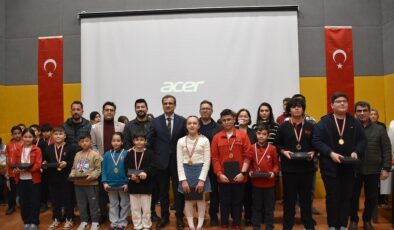Salihli’de akıl ve zeka oyunları heyecanı: 157 öğrenci ilçe finalinde yarıştı