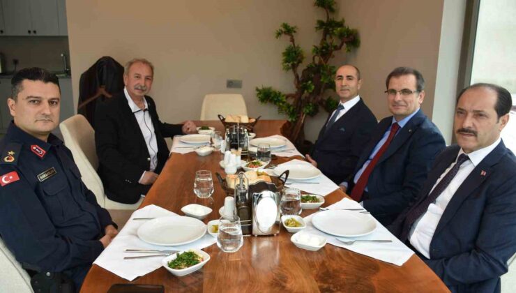 Salihli’de İlçe Emniyet Müdürü Burhan Demirkıran’a veda