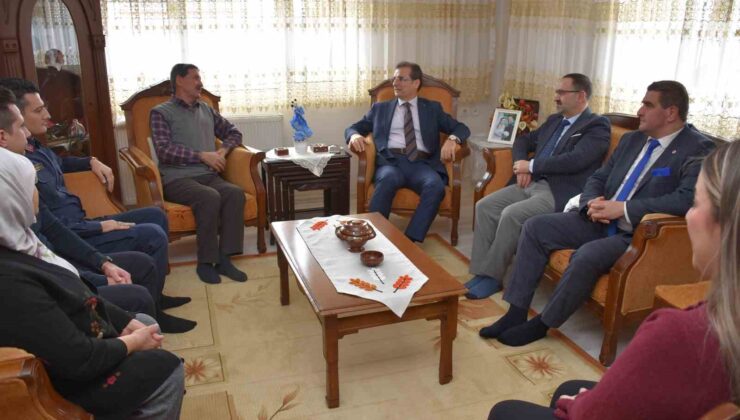 Salihli’de şehit Astsubay Ahmet Deniz Varol unutulmadı