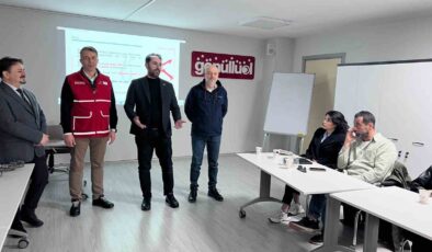 Manisa Medya Akademisi’nde gazetecilere ücretsiz dron eğitimi