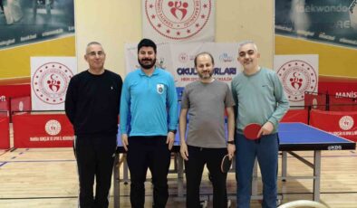 Masa tenisi turnuvasında birincilik Merkezefendi’nin