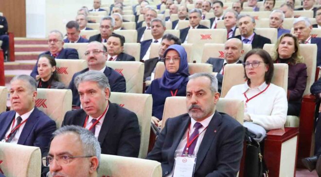 Rektör Kibar Üniversitelerarası Kurul Toplantısı’na katıldı