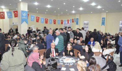 Salihli’de Ülkü Ocakları tarafından Şehitler İçin Vefa Sofrası Kuruldu