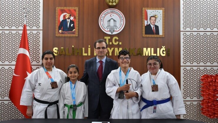 Salihli’nin karate yıldızları Türkiye dereceleriyle gururlandırdı