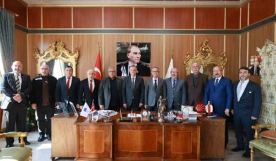 Yunusemre’de dışarıdan gelen stantlara kapılar kapandı