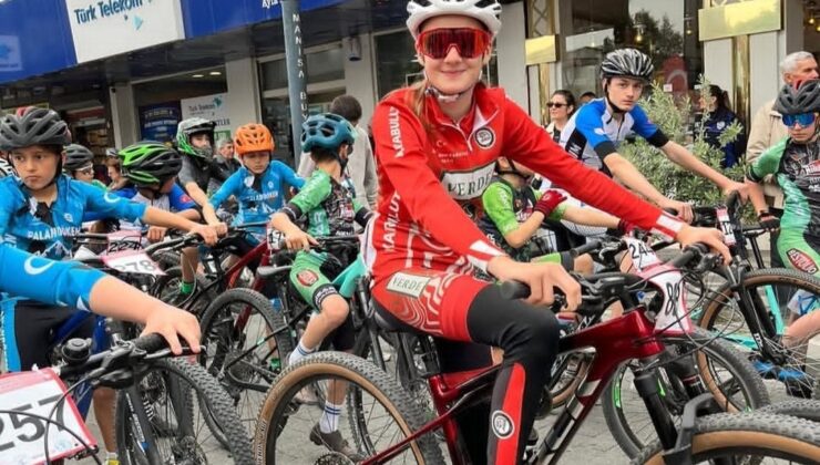 Akhisarlı sporculardan büyük başarı