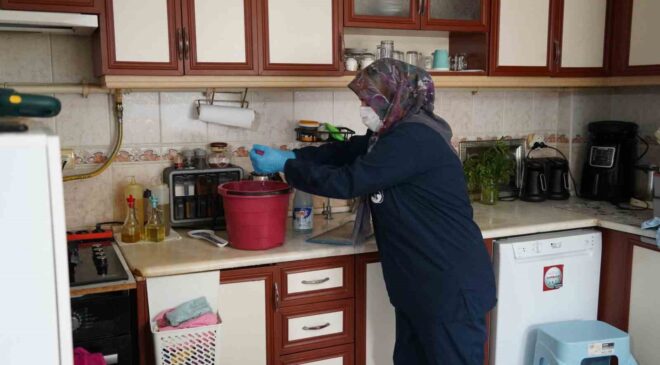 Başkan Balaban talimat verdi yaşlı kadının evi pırıl pırıl yapıldı