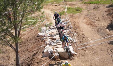 Ferdi Zeyrek Kupası’nda 6 ülkeden 649 sporcu kıyasıya yarıştı