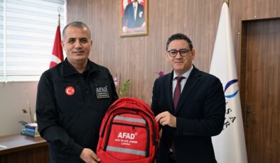 MCBÜ Spor Bilimleri Fakültesi’nde “Afet ve Yangın Farkındalığı” etkinliği düzenlendi