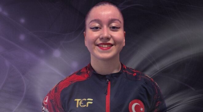 MCBÜ’lü Eylül Naz Aygör’den bronz madalya