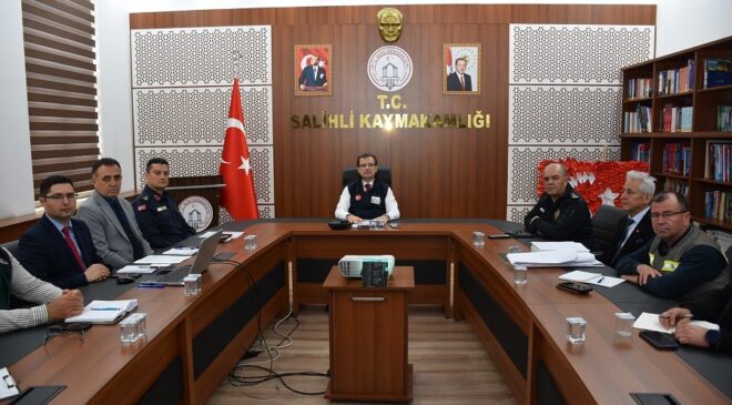 Salihli’de afet alarmı: Kritik riskler ve önlemler masaya yatırıldı