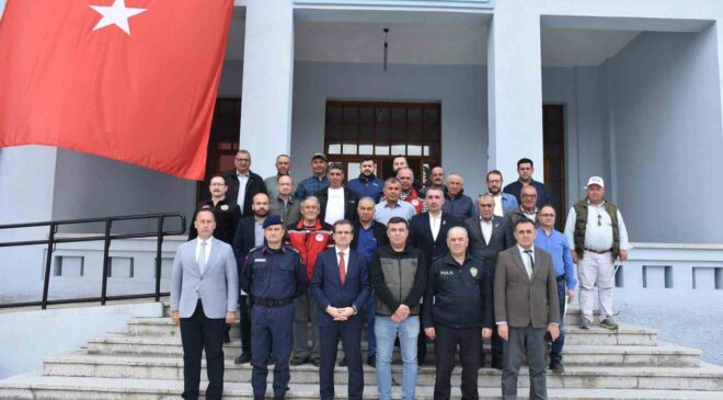 Salihli’de gönüllülere orman yangını eğitimi