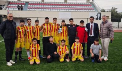 Sarıgöl’de 23 Nisan coşkusu sahaya taşındı