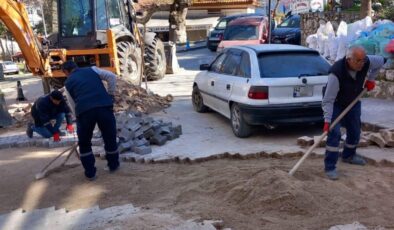 Şehzadeler’de bozulan yol ve kaldırımlar için ihale yapıldı