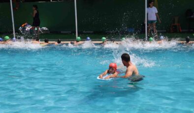 Turgutlu’da 2. dönem yüzme kayıtlarına yoğun ilgi